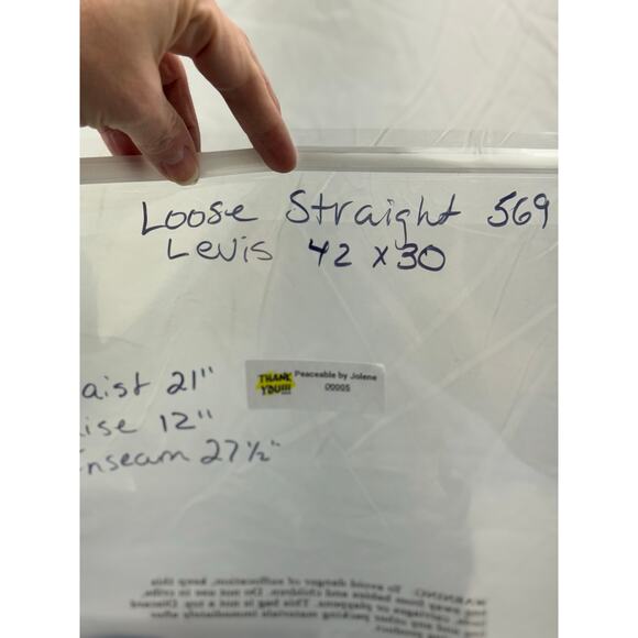 ￼42X30 men’s Levi’s Loose straight 569 jeans - Picture 10 of 10